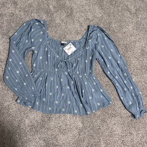 NWT American Eagle Polka Dot Peplum Peasant Long Sleeve Blouse Cropped, XS